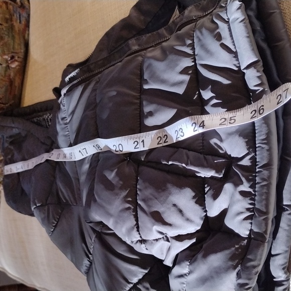 Designer Mayoral Kids Coat With Sweater lined Hood - Picture 9 of 11